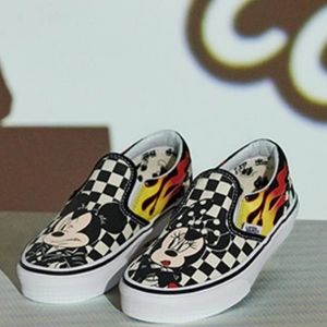 mickey mouse vans size 8